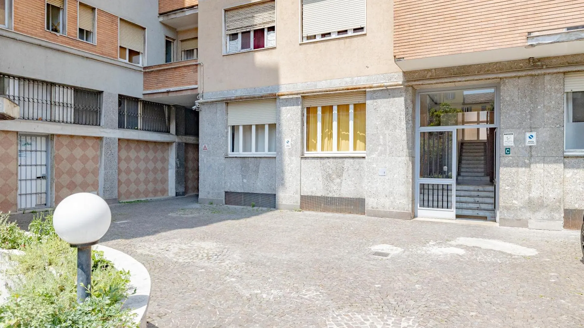 Affittacamere Luxury Room - 1 Milano