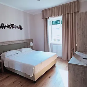Station Group - Via Ponte Seveso 18 Guest house